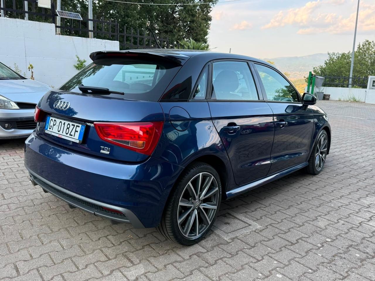 Audi A1 1.4 TDI Admired SLine
