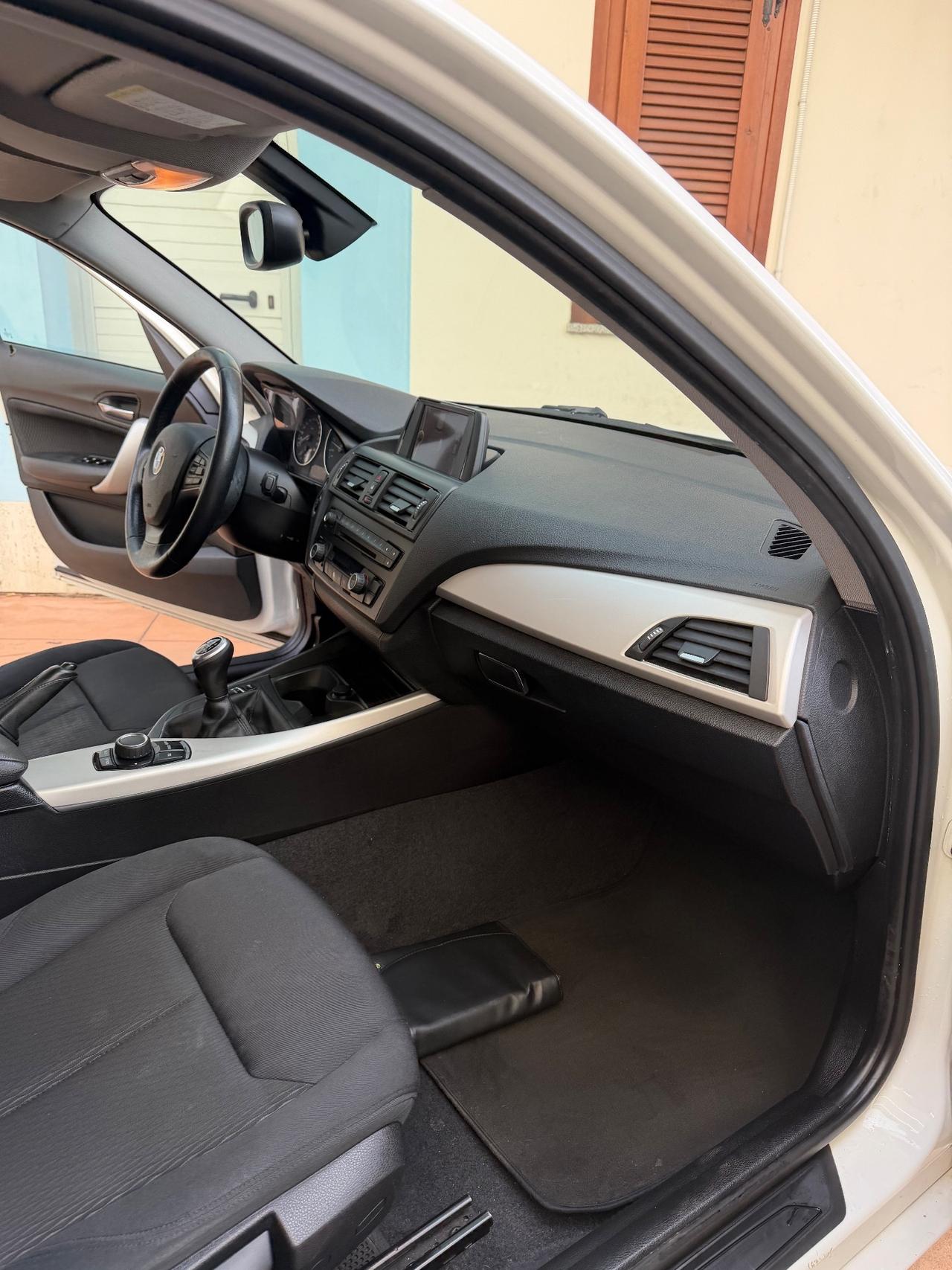 Bmw 116 118i 5p. Sport