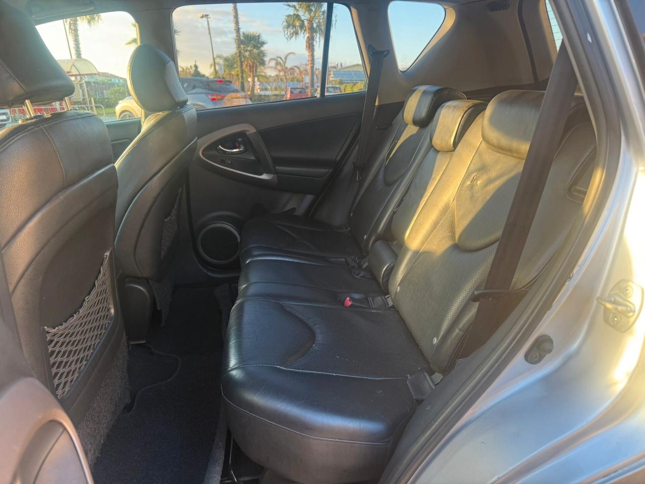 Toyota RAV 4 RAV4 2.2 D-4D 136 CV Luxury