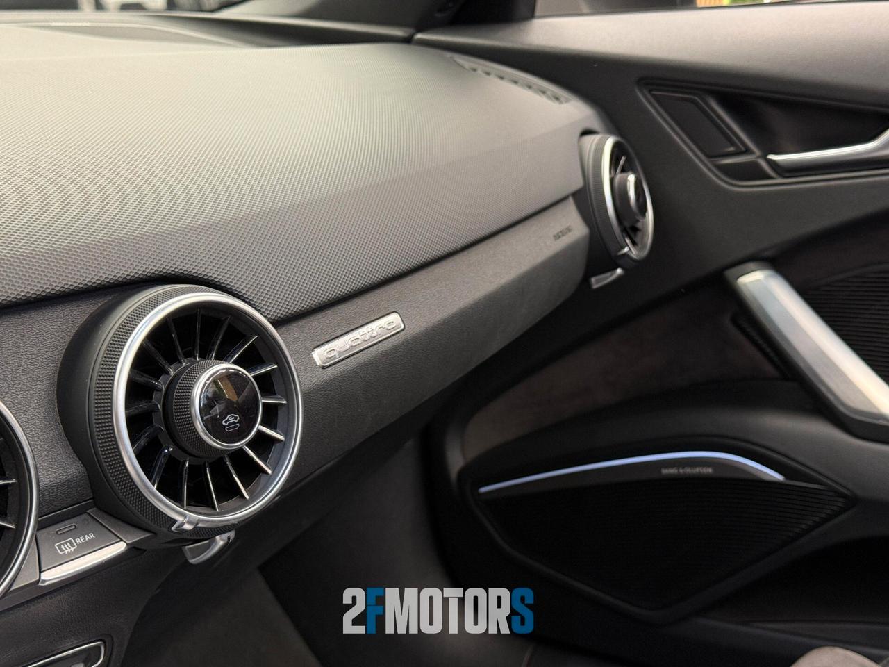 Audi TT TTS Roadster 2.0 TFSI 310 CV quattro S tronic