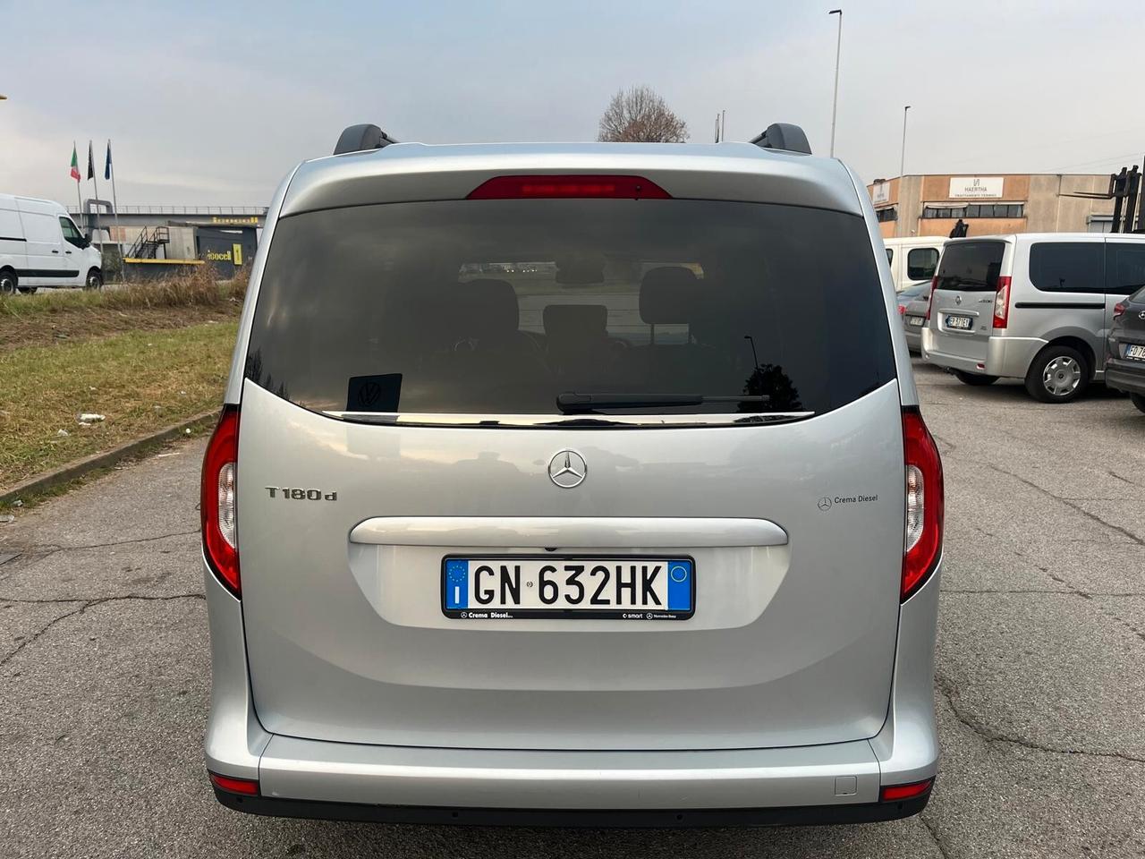 Mercedes-benz Classe T 180d