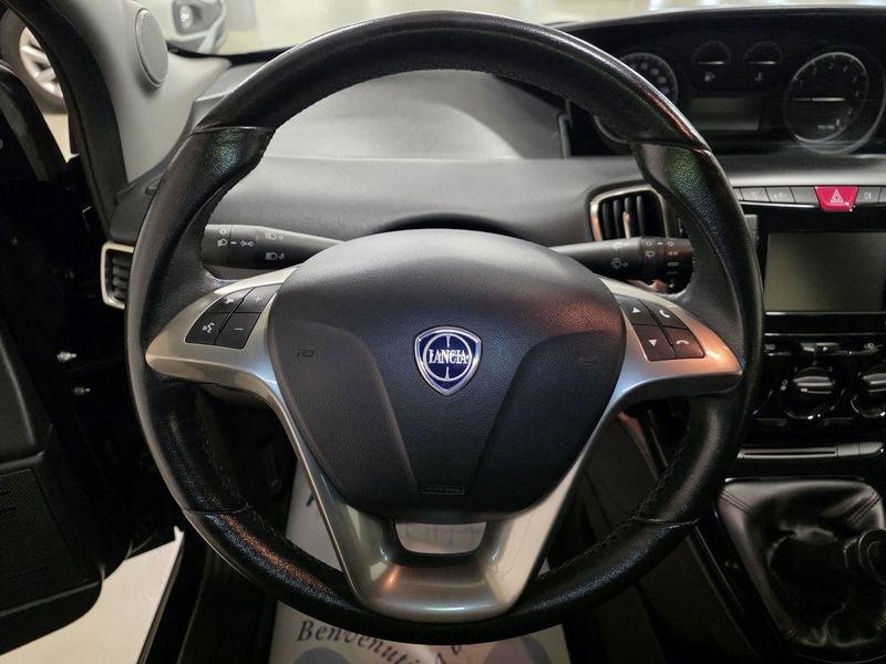 Lancia Ypsilon 1.2 69cv GPL Ecochic Gold