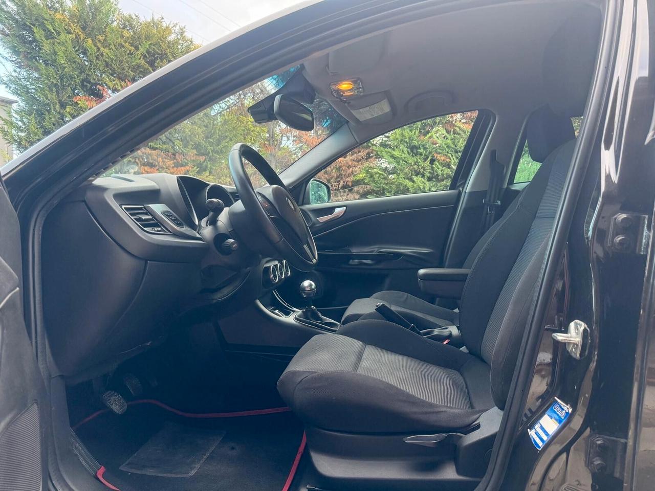 Alfa Romeo Giulietta 1.6 JTDm-2 105 CV Distinctive