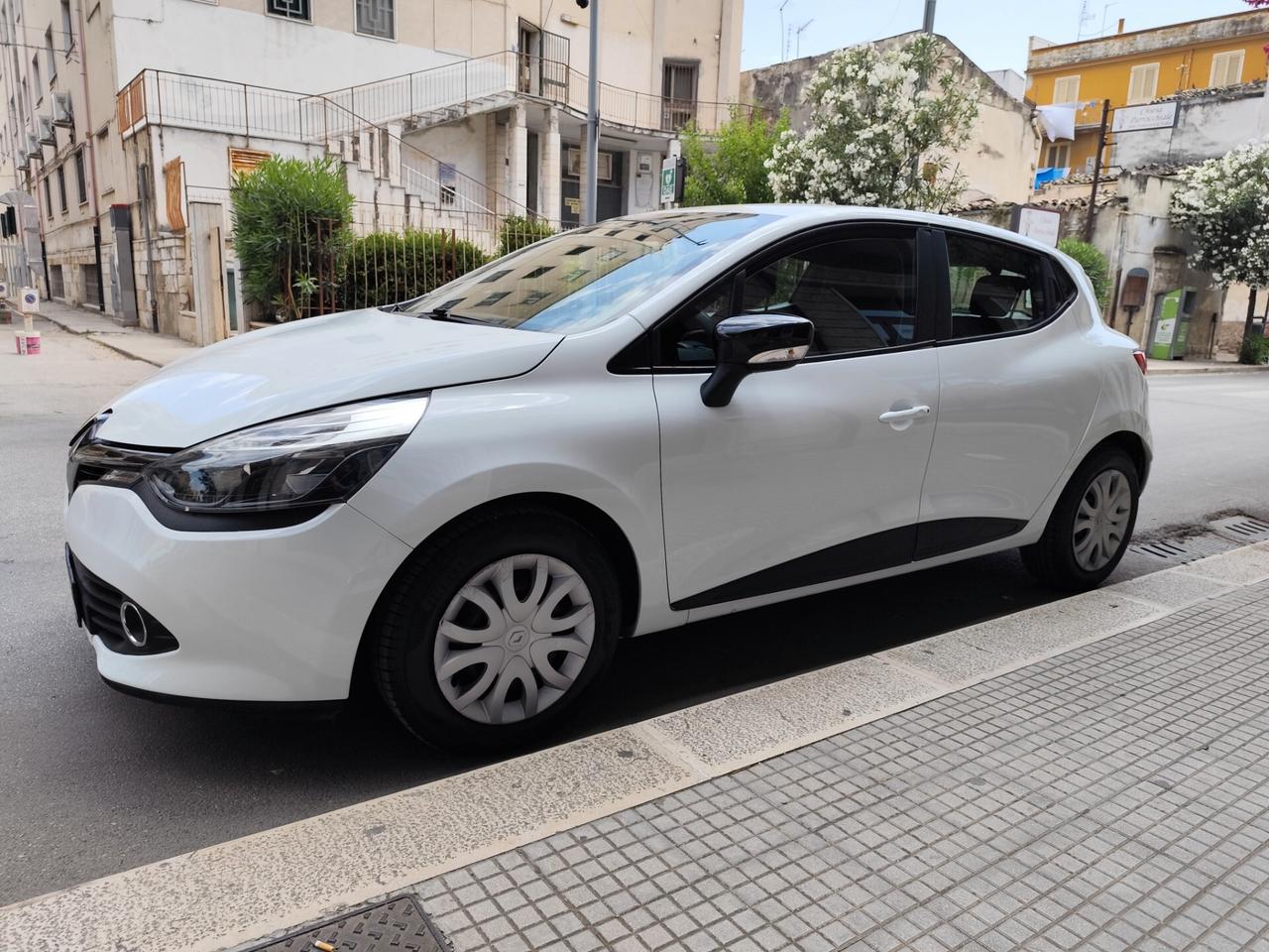 Renault Clio 1.5 dCi 75CV DIESEL NAVI