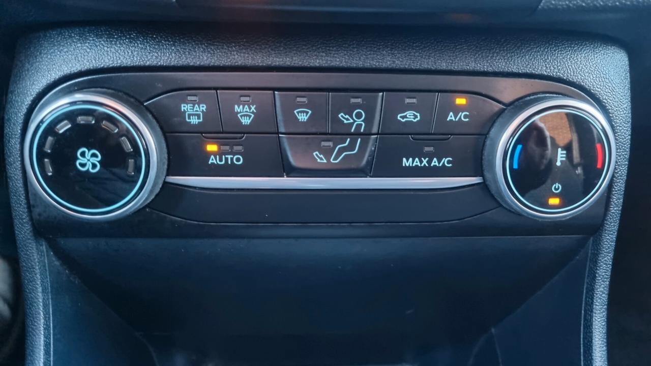 Ford Fiesta 1.1 75 CV GPL 5 porte Titanium