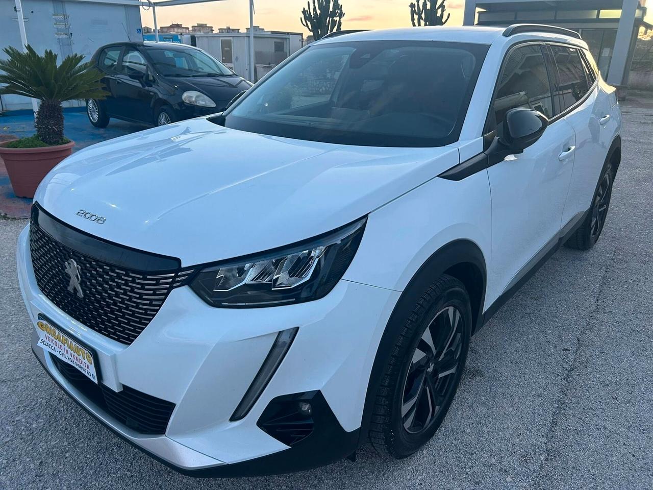 Peugeot 2008 1.5BlueHDi 110 cv 2021
