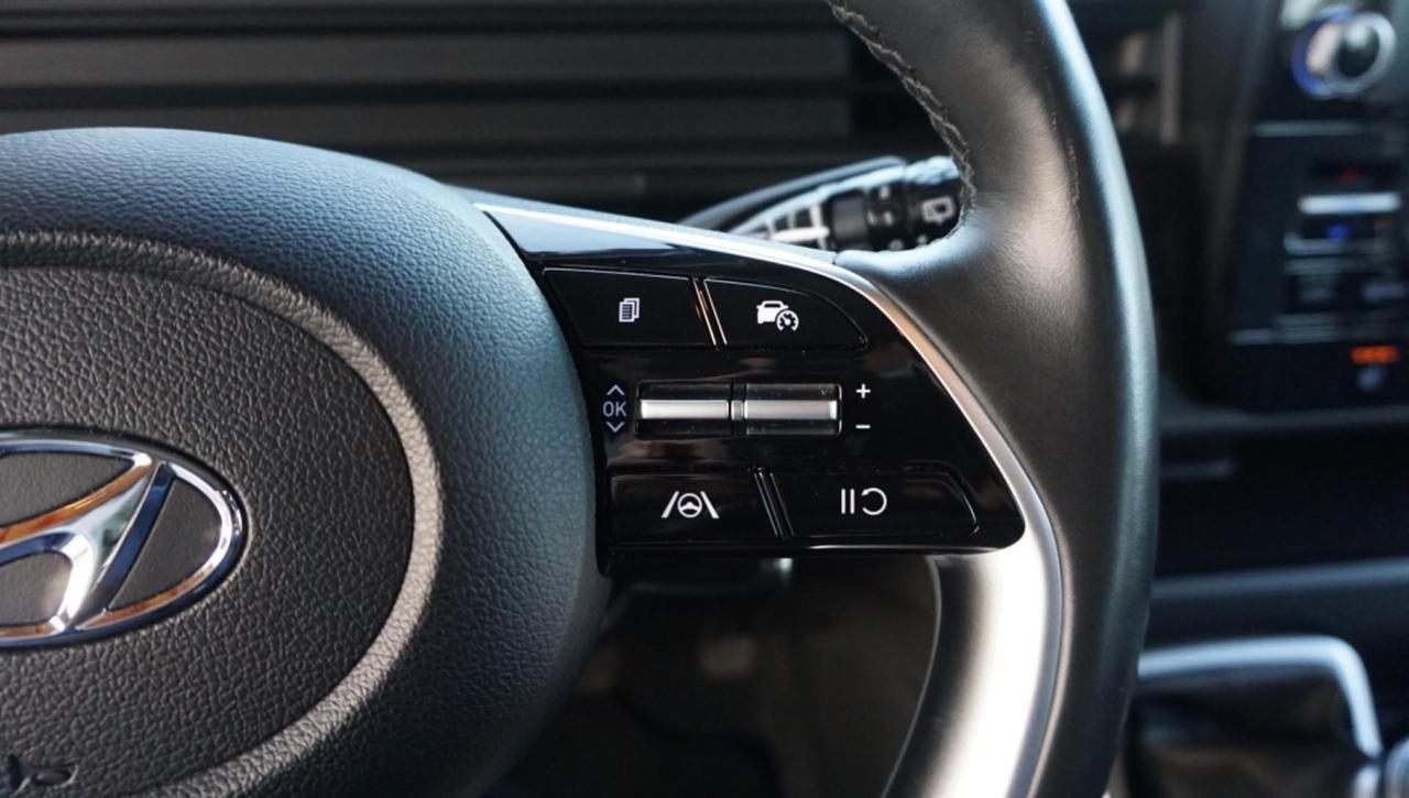 Hyundai STARIA 2.2 MT 2WD 9 posti Wagon