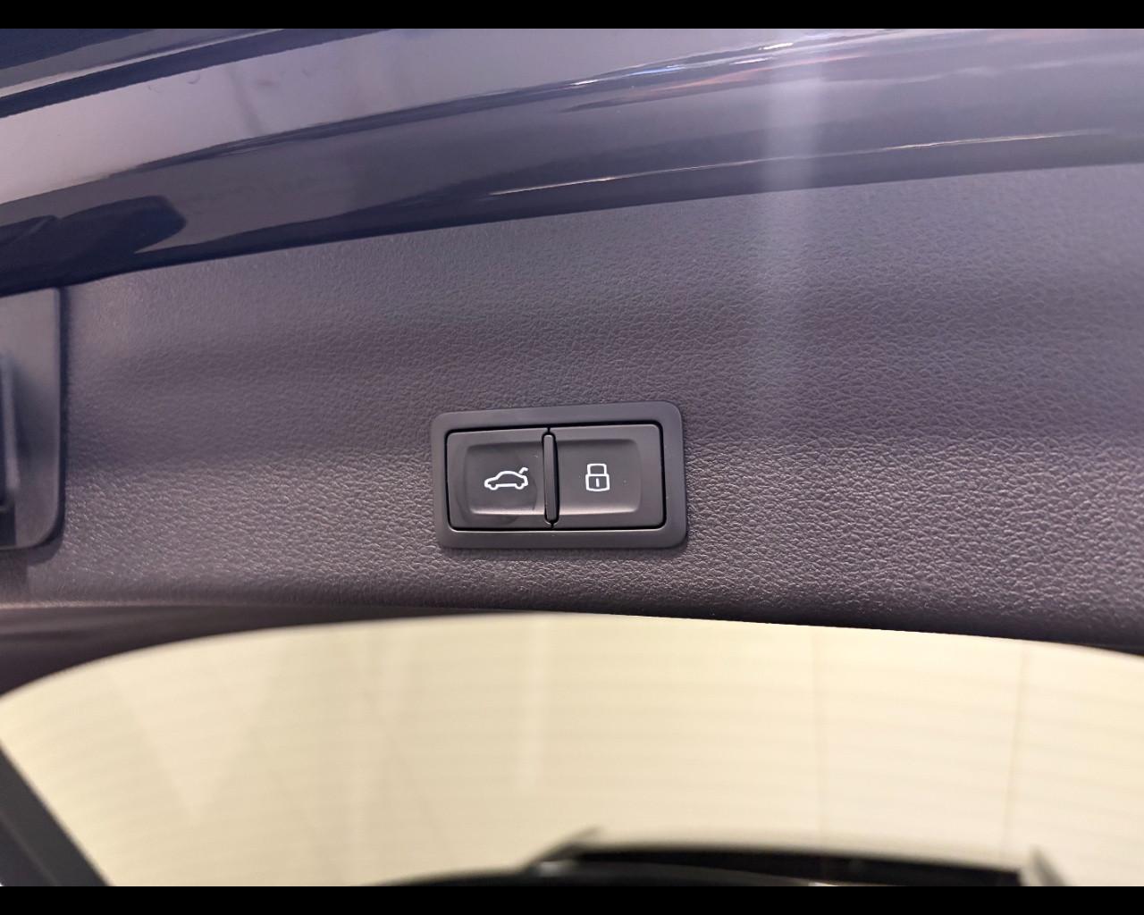 AUDI A6 AVANT 45 TDI MHEV QUATTRO S-TRONIC S LINE EDITION