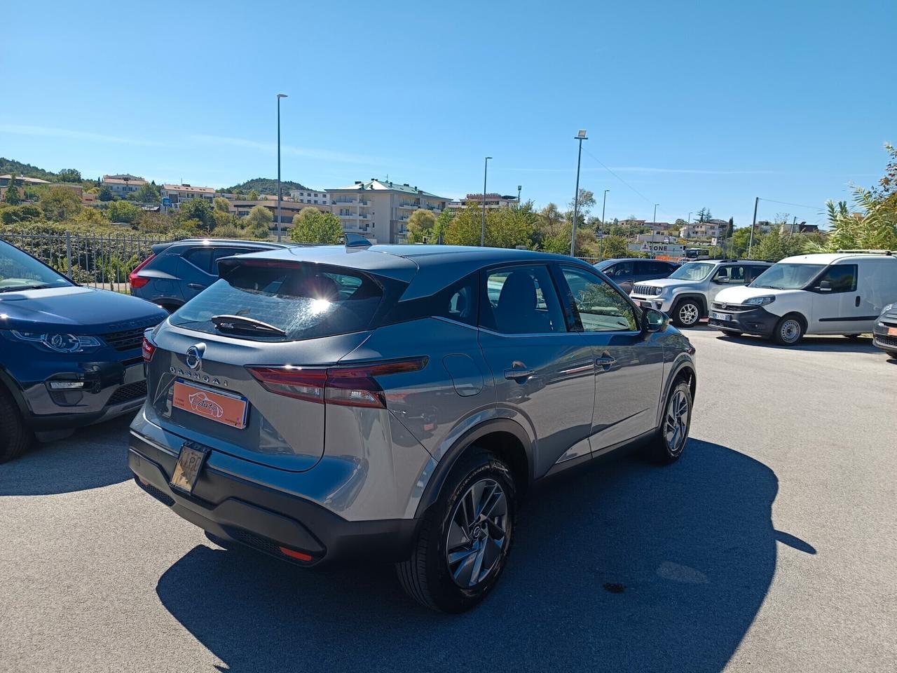 Nissan Qashqai 1.3 MHEV 158 CV 2wd Xtronic Business