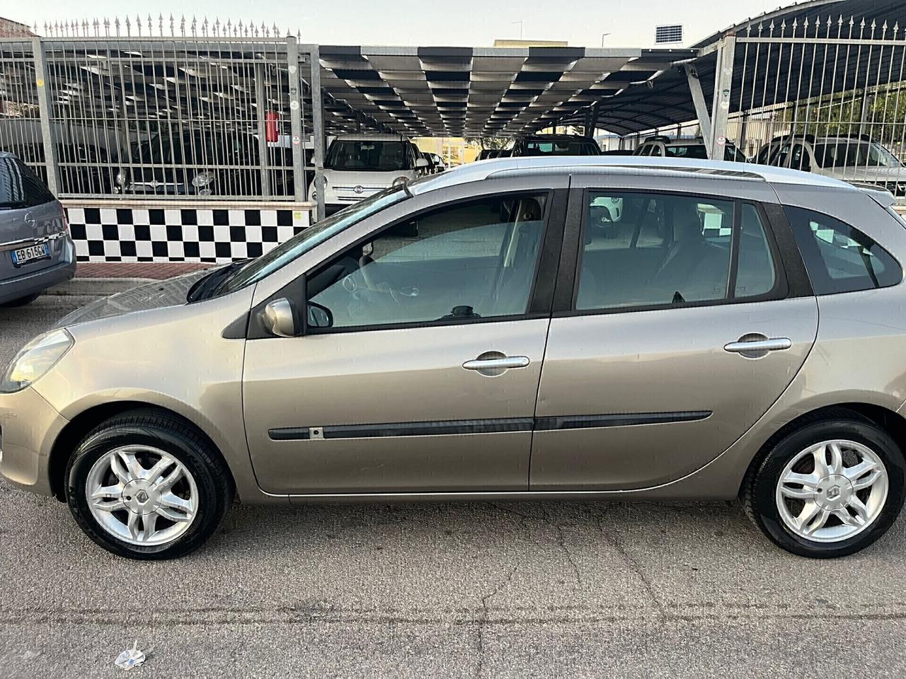 Renault Clio 1200 SporTour 2008