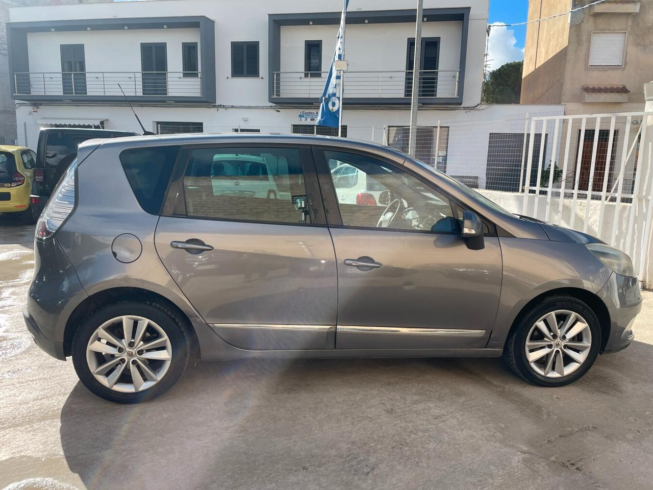 RENAULT SCENIC XMOD 1.5dCi 110CV