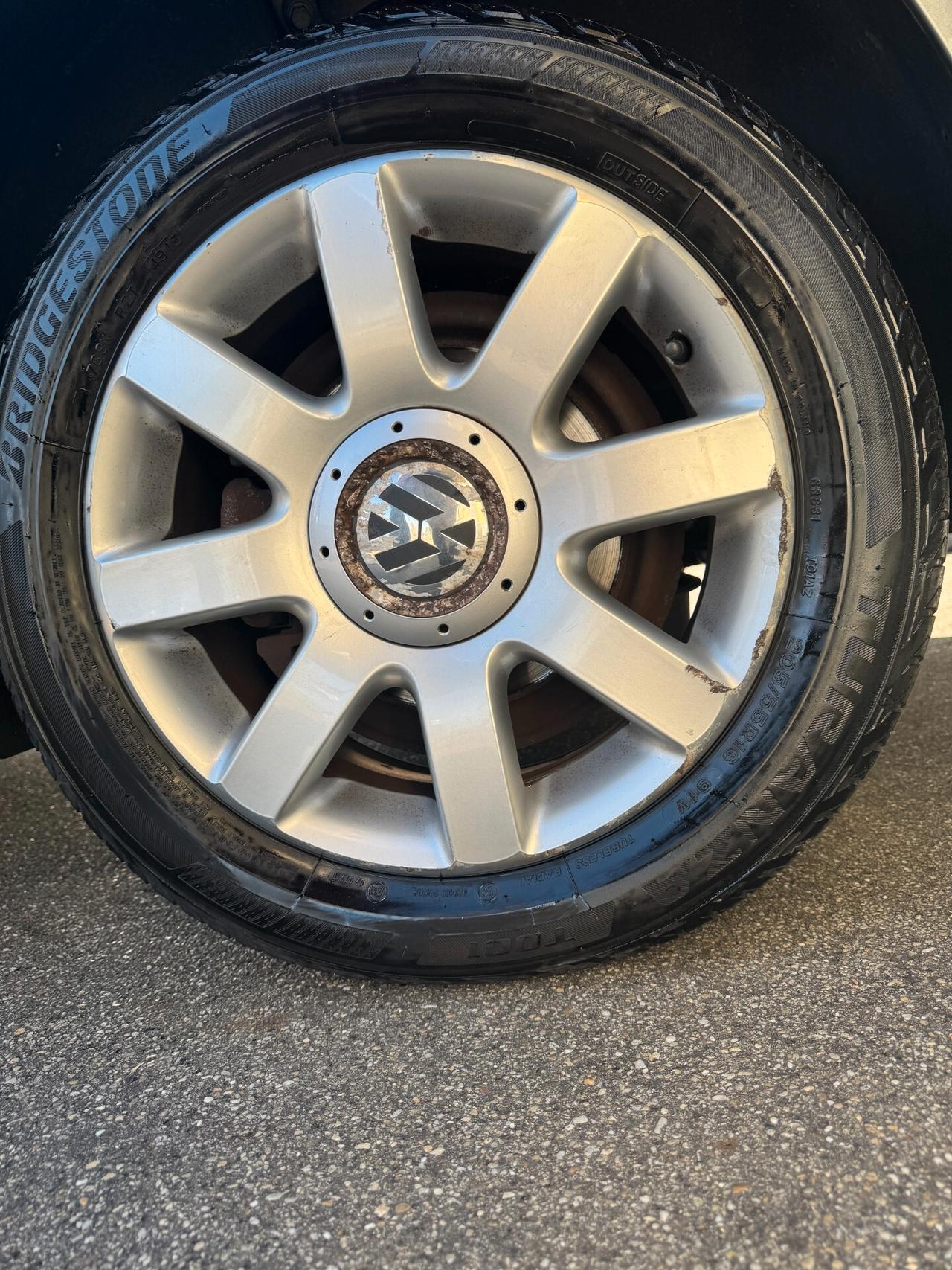 Volkswagen Touran 1.6 16V FSI Highline NEOPATENTATO