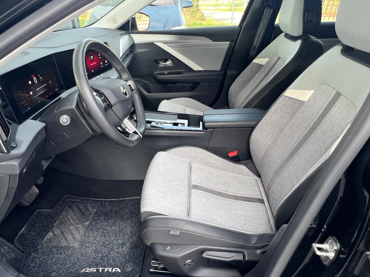 Opel Astra 1.6 Plug-in Hybrid 150 CV Elegance FINANZIABILE