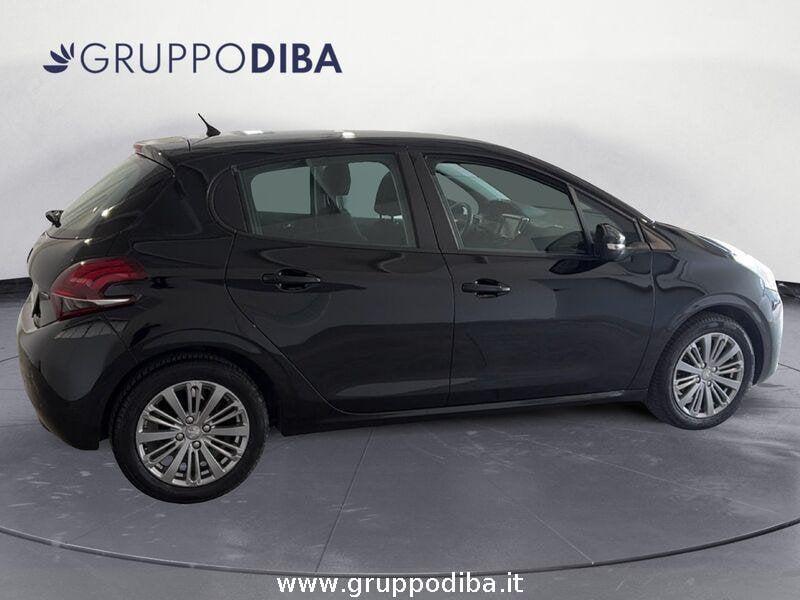 Peugeot 208 I 2015 Benzina 5p 1.2 puretech Active 82cv