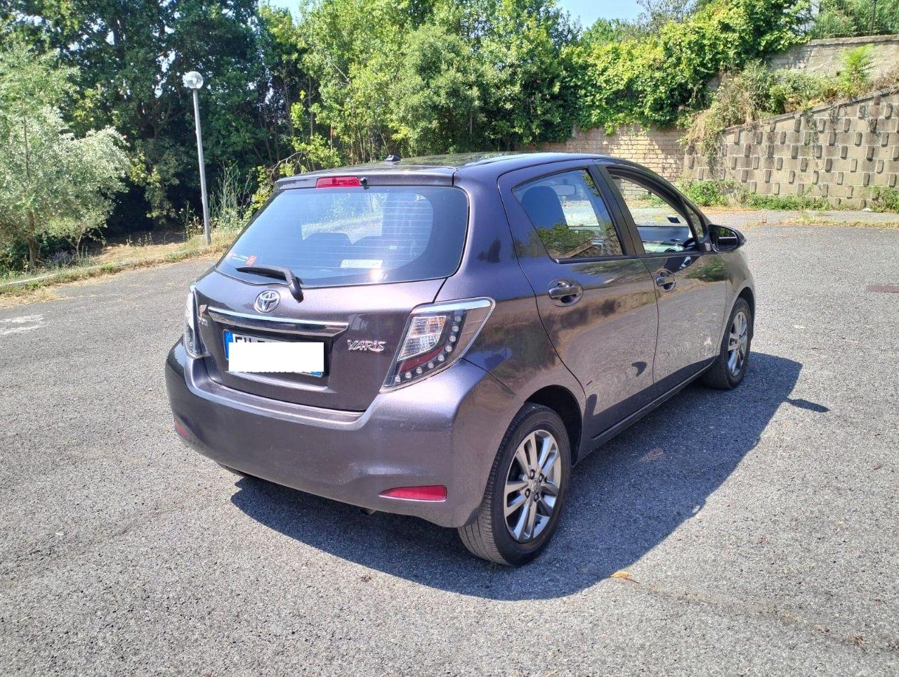 Toyota Yaris 5 Porte Yaris 5p 1.0 Lounge c/CL