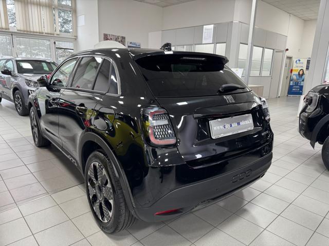 FIAT 600 Hybrid 136 CV DCT MHEV La Prima