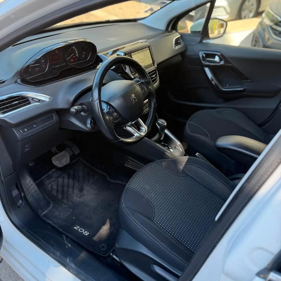 Peugeot 208 PureTech Turbo 110 EAT6 S&S 5 porte Allure