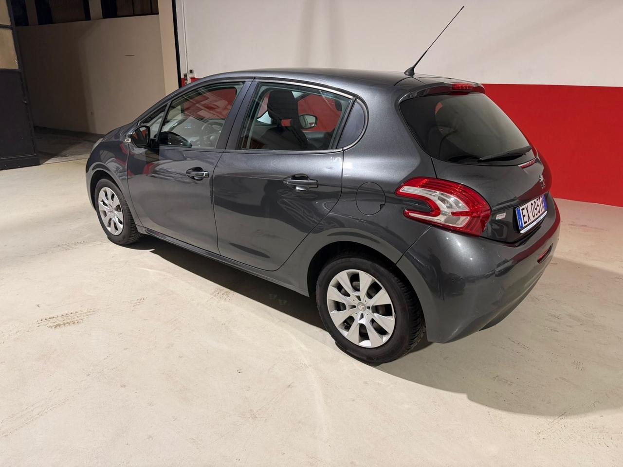 Peugeot 208 PureTech 82 ETG5 S&S 5 porte Allure