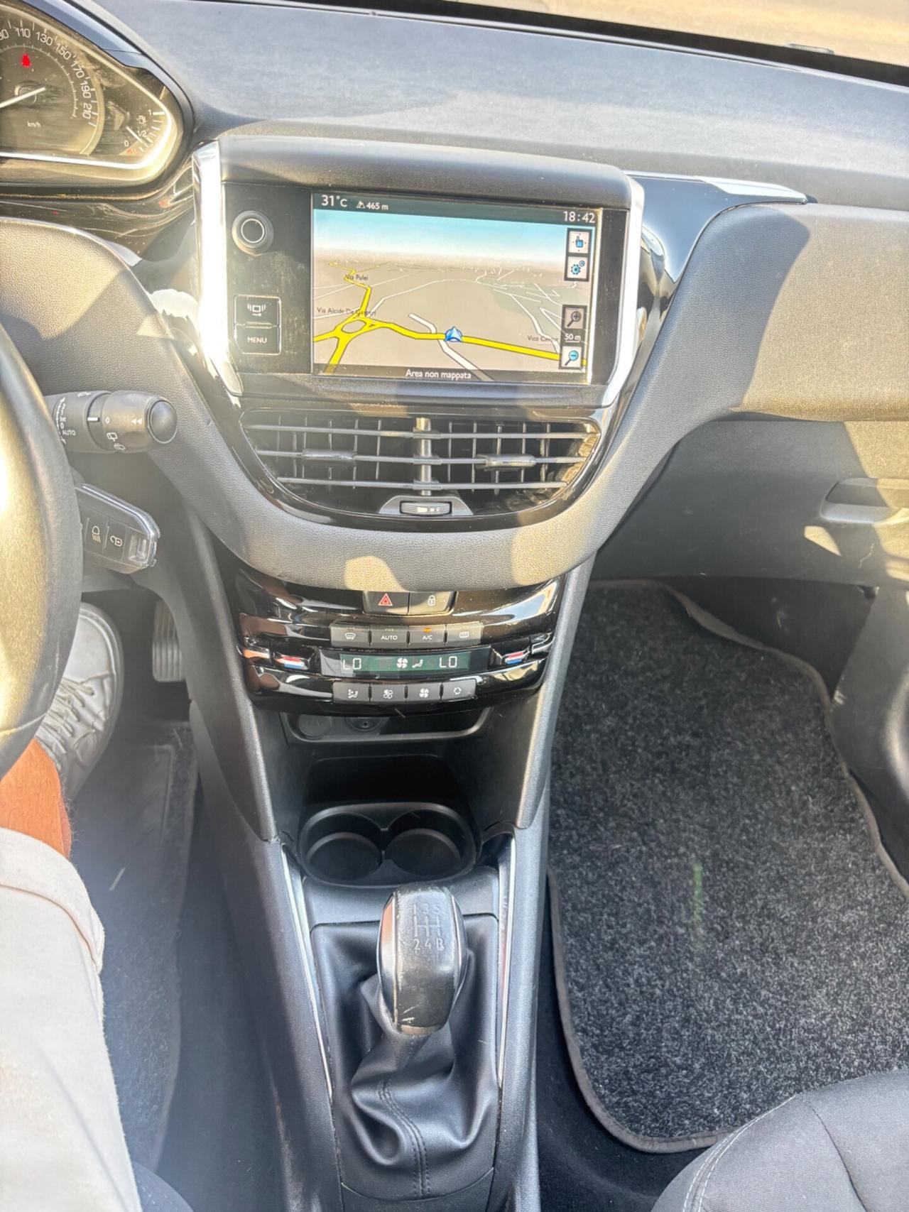 Peugeot 208 1.4 HDi 68 CV 5 porte Allure