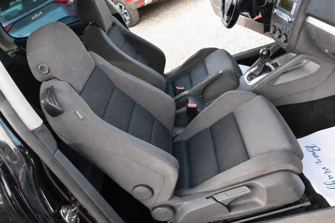 Volkswagen Golf R32 3.2 VR6 4mot. 3p. DSG 250CV