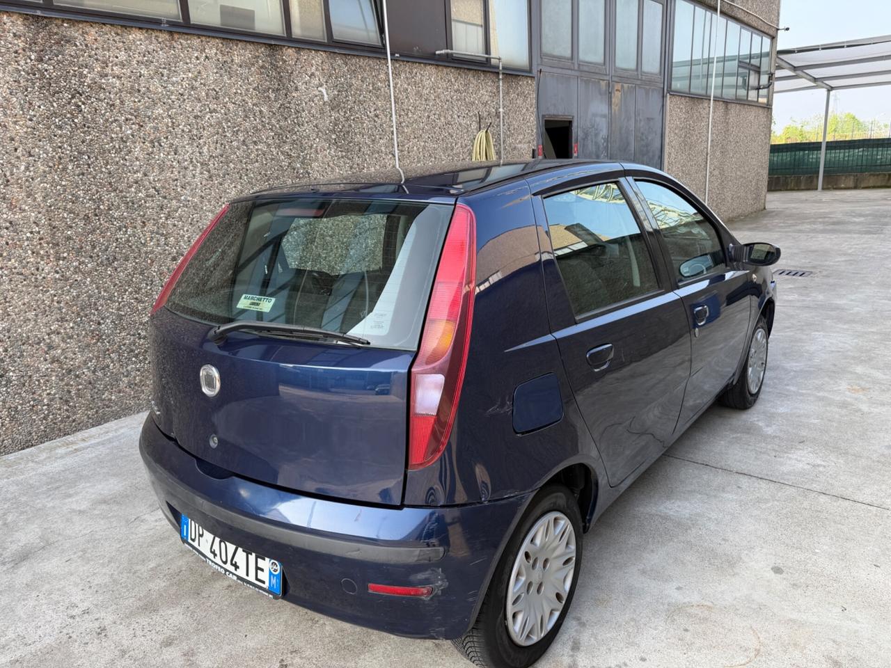 FIAT PUNTO 1.2 BENZINA EURO4 CLIMA FUNZIONATE