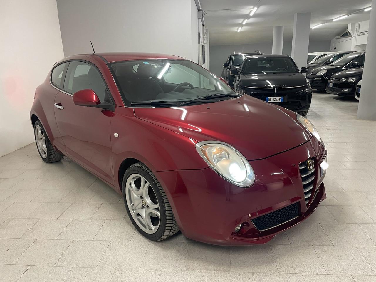 Alfa Romeo MiTo 1.6 JTDm-2 S&S Distinctive Sport Pack