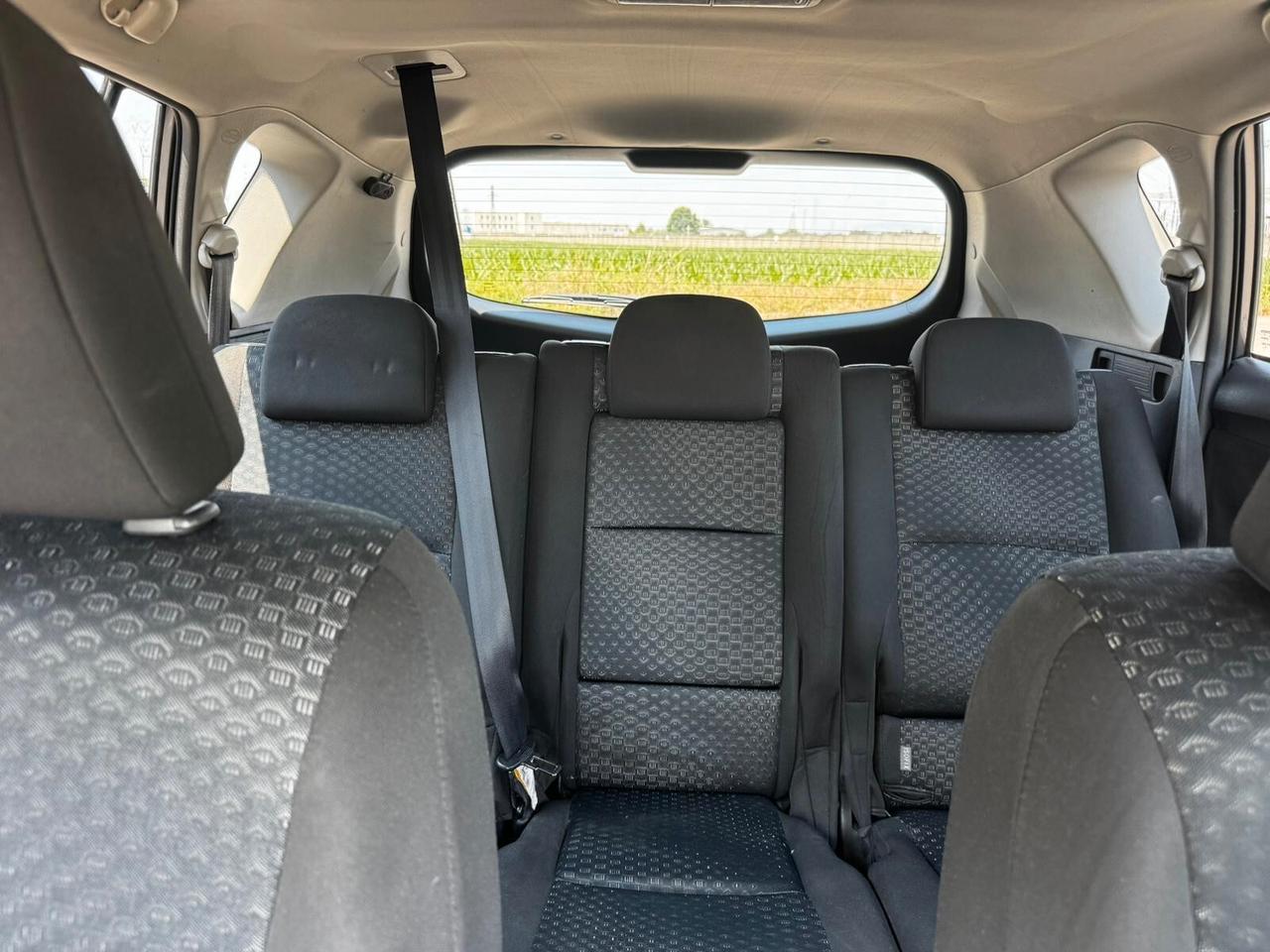 Toyota Verso 1.6 Sol Euro 4 - 2010 - 183.000 km