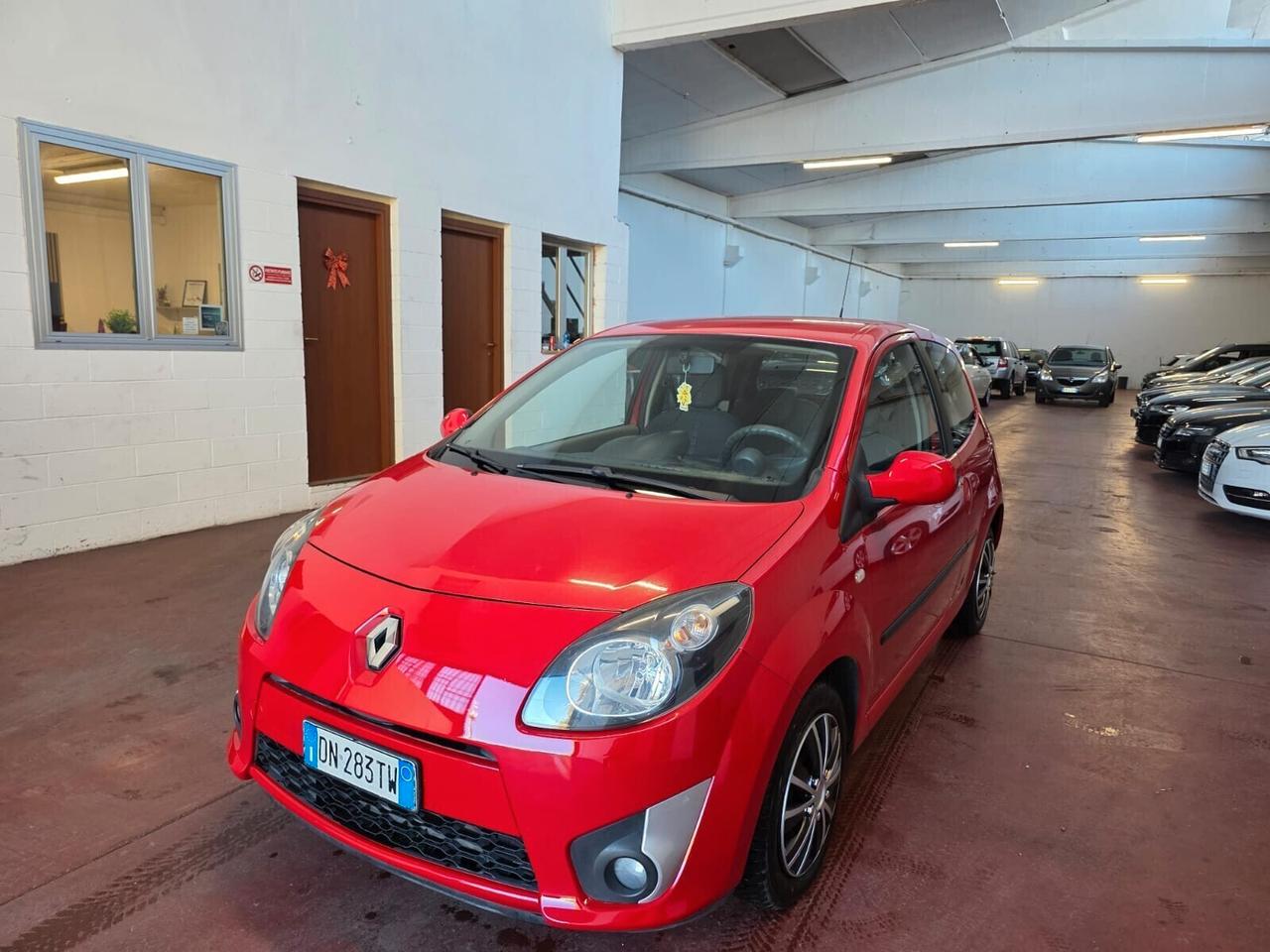 Renault Twingo 1.2 8V Dynamique 77. 000KM BENZINA NEOPAT