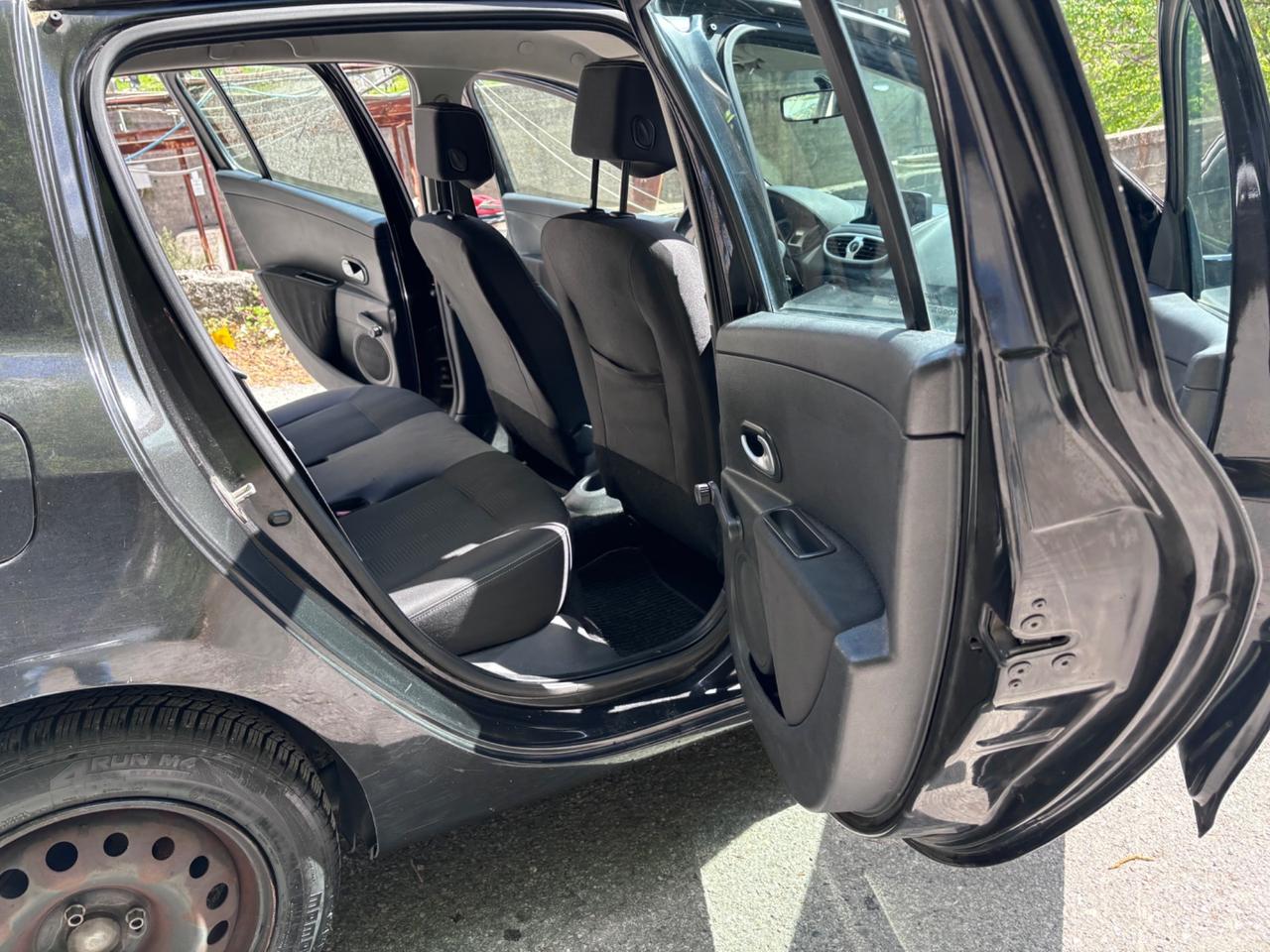 Renault Clio 1.2 16V 5 porte Dynamique