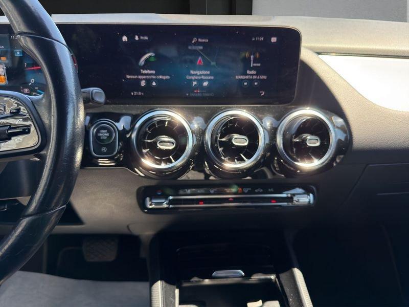 Mercedes-Benz GLA GLA 200 d Sport auto
