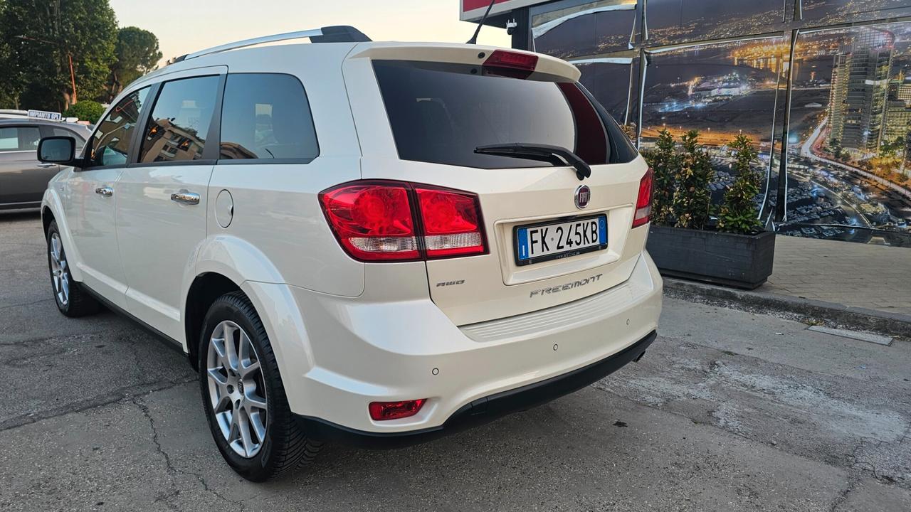 Fiat Freemont 2.0 Multijet 170 CV Black Code