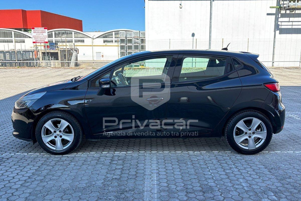 RENAULT Clio 1.2 75CV 5 porte Live