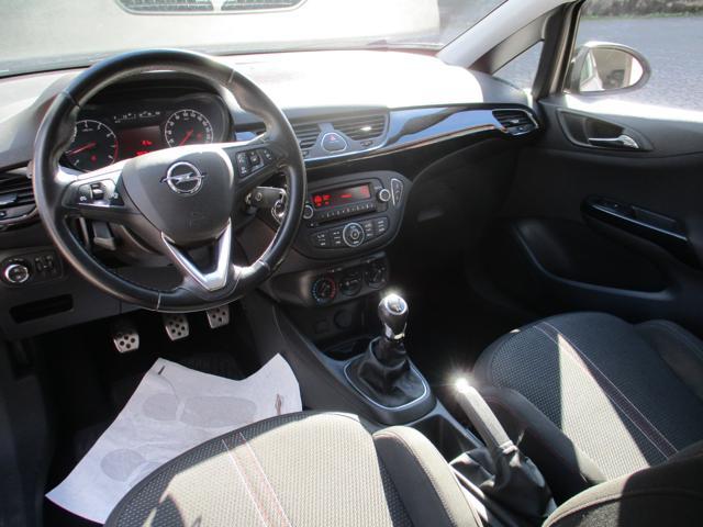 OPEL Corsa 1.2 5 porte Black Edition