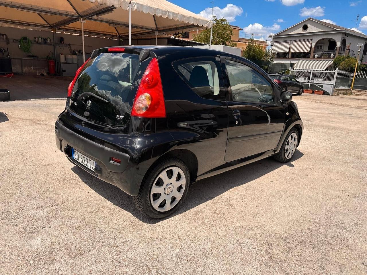 Peugeot 107 1.0 68CV 3p. Sweet Years