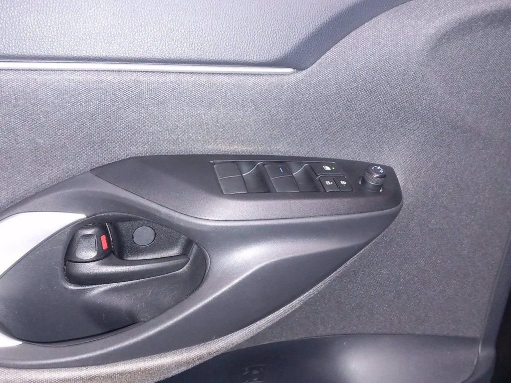 TOYOTA Yaris cross 1.5h trend fwd 116cv e-cvt del 2021