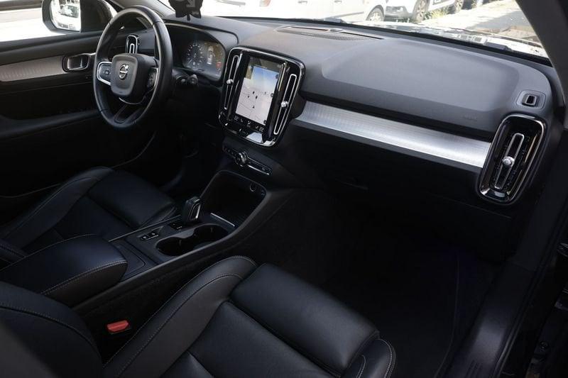 Volvo XC40 D4 AWD Geartronic R-design Tetto Panoramico Unicoproprietario