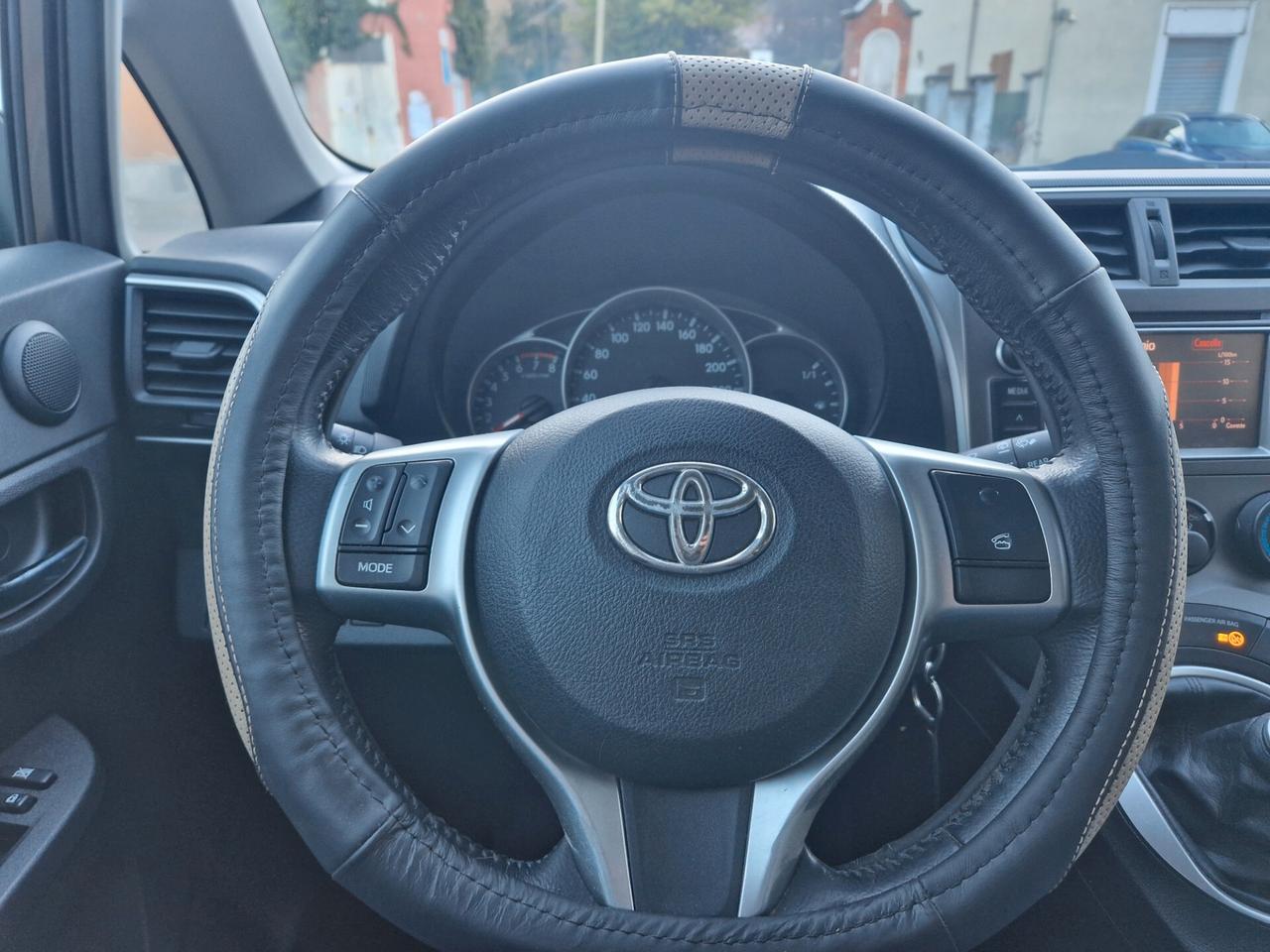 Toyota Verso-S 1.3 100CV "106.800 km" Benzina, Bluetooth, Camera