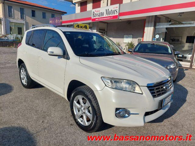 TOYOTA RAV 4 RAV4 Crossover 2.2 D-4D 150 CV DPF Exclusive