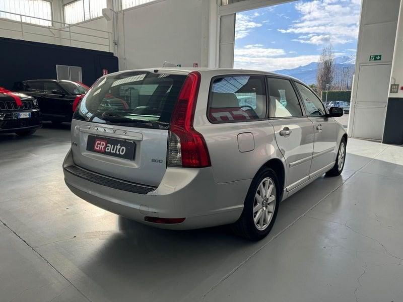 Volvo V50 V50 2.0 D cat Summum