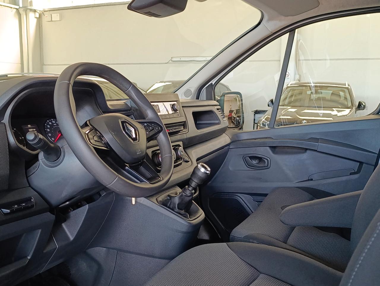 RENAULT Trafic T27 2.0 dci 110cv L1H1 Advance my23
