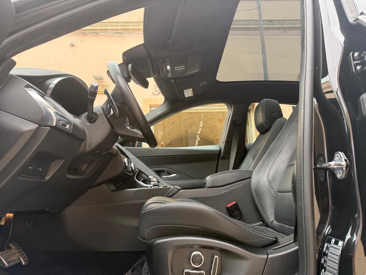 JAGUAR E-PACE 2.0D AWD R-DYNAMIC BLACK MHEV 204CV TETTO PELLE NAVI ANNO 2022