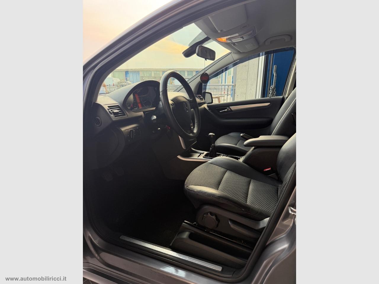 MERCEDES-BENZ A 160 BlueEFFICIENCY