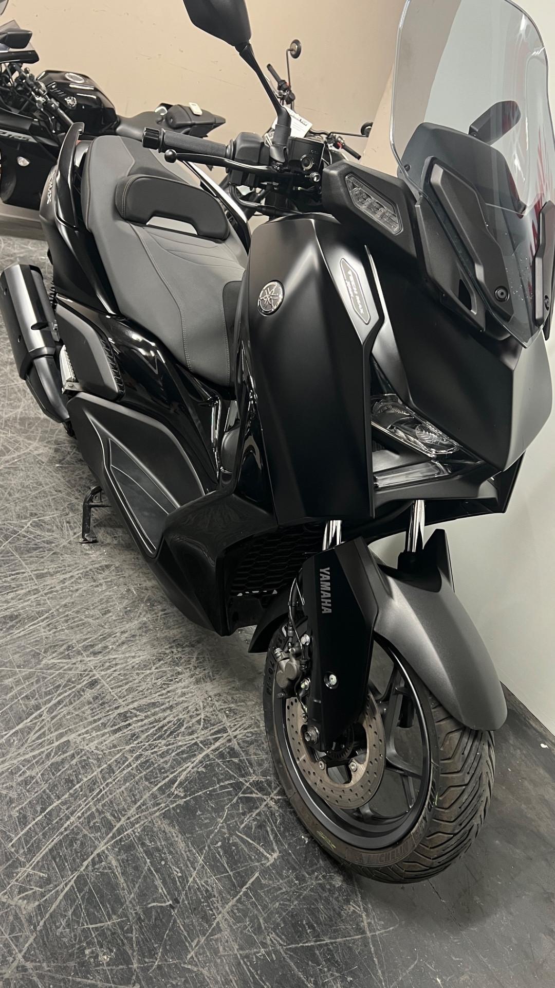 Yamaha X-Max 300 Tech max