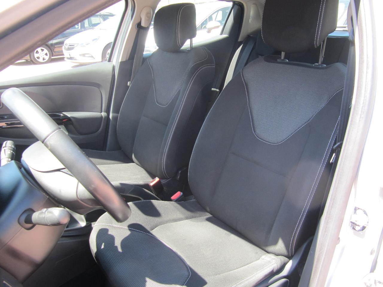 Renault Clio 1.2 75CV 5 porte Live - benzgpl
