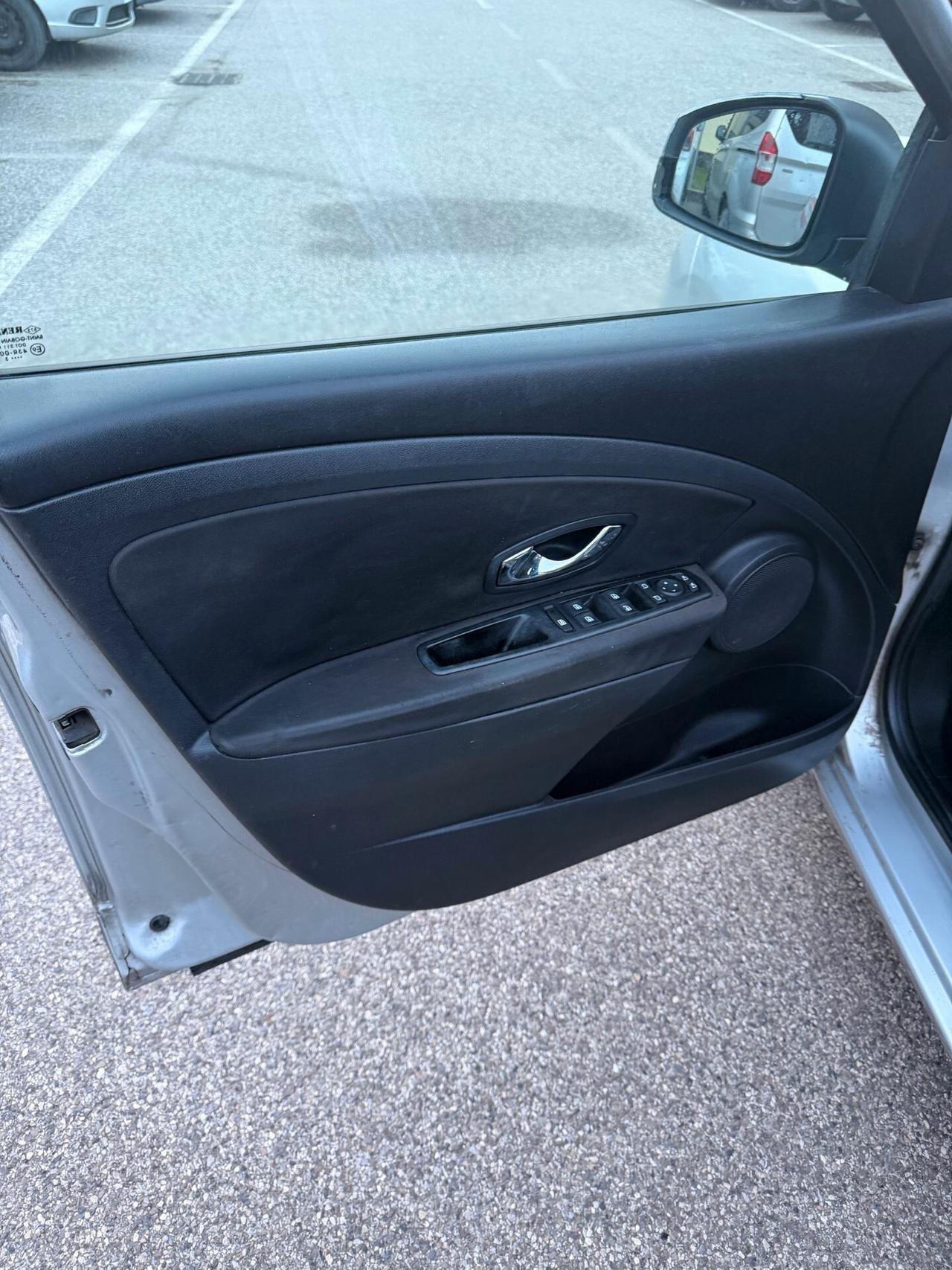 Renault Megane SporTour 1.5 dci - NAV. - NEOP. -