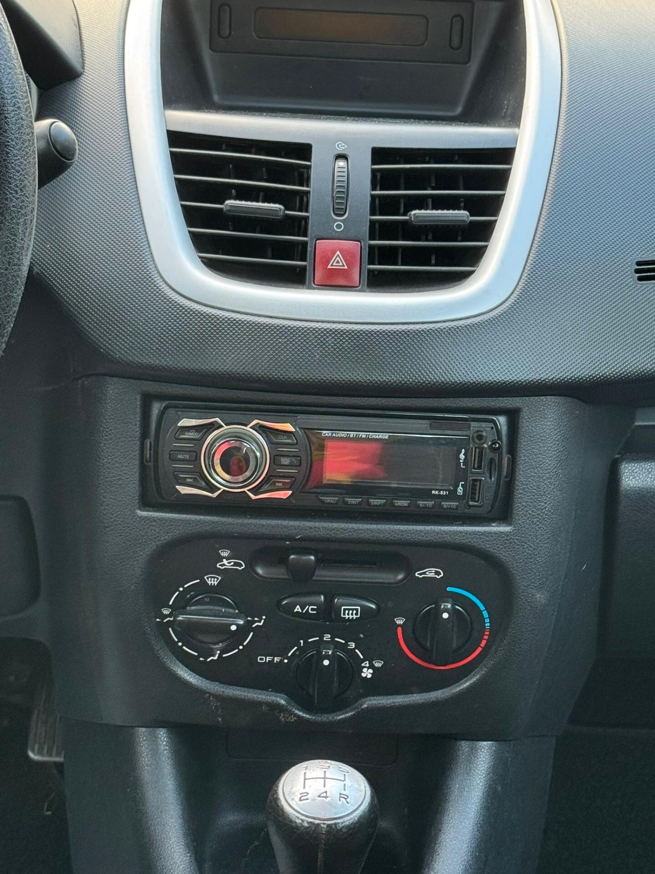 Peugeot 206 + 1.1 Gpl Tutti i Lavori fatti : Distribuzione, bracci ecc Garantita e Finanziabile