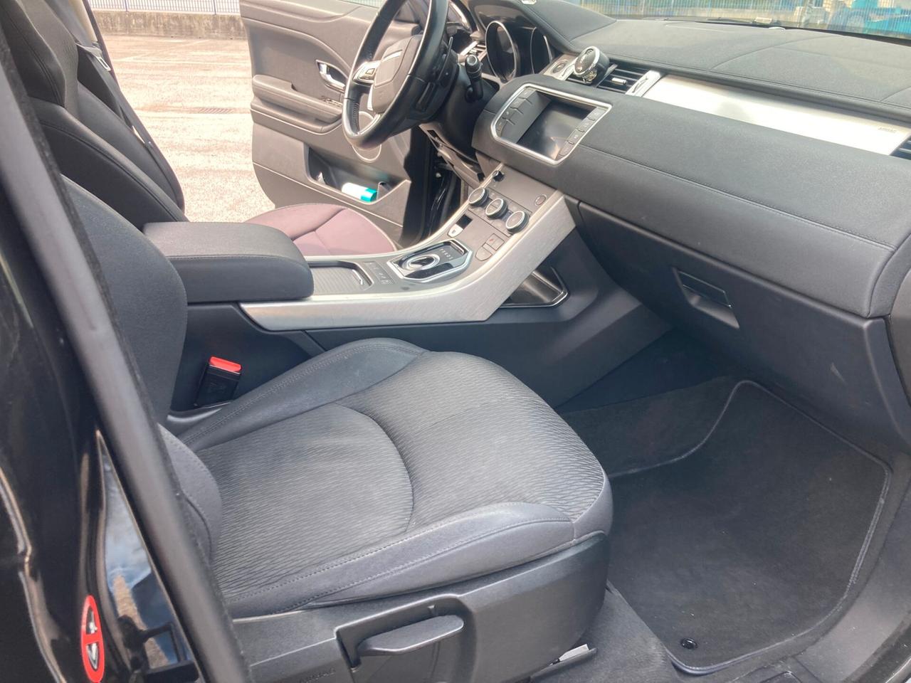 Land Rover Range Evoque 2.0 TD4 150 CV 5p. SE Dynamic