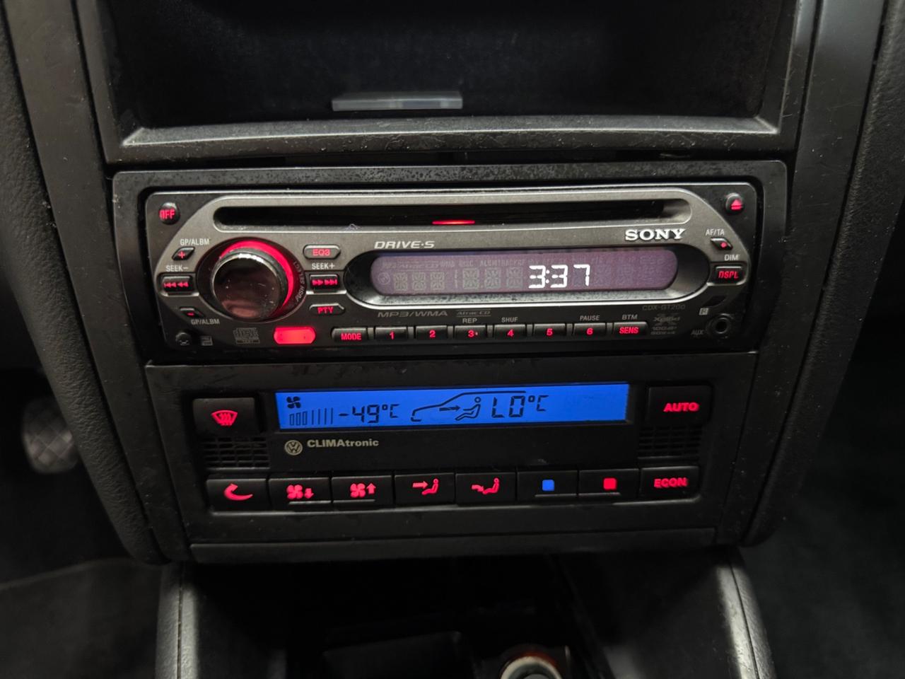 Volkswagen Golf IV 1.6 Benzina