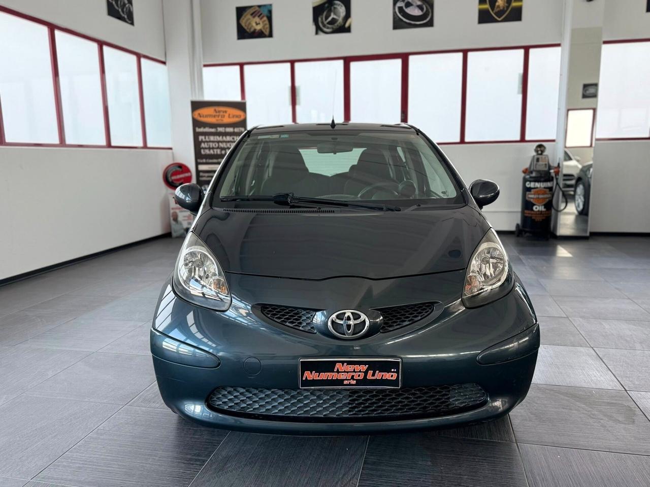 Toyota Aygo 1.0 Benzina 68cv 5porte sol 2006