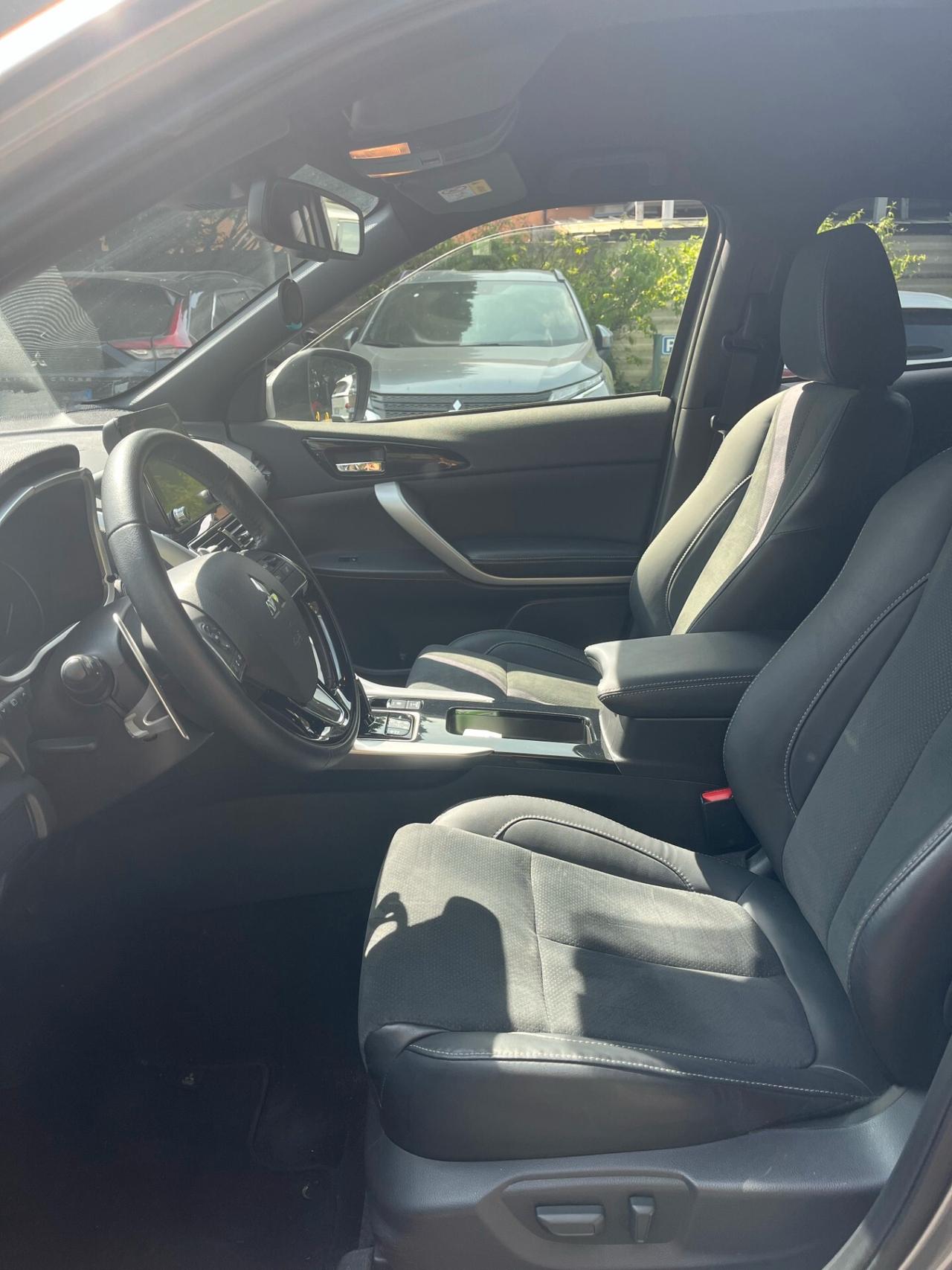 Mitsubishi Eclipse Cross ECLIPSE CROSS 2.4 PHEV INSTYLE SDA PACK 0 AUTO